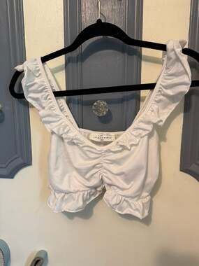 American Threads White Ruffled Crop Top with Ruched Front